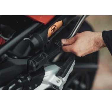 SW-Motech kit de alforjas Blaze con soportes Ducati 800 Scrambler Desert