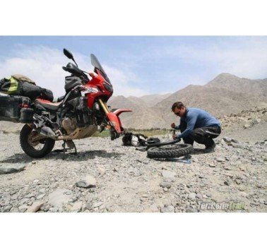 Bolsa kit reparación de pinchazos TipTop para motos con cámara