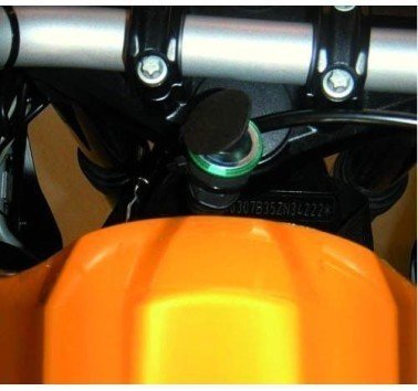 BASS ZA01 toma de enchufe tipo cigarrillo para manillar o carenado