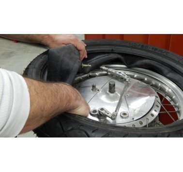 Cámara reforzada Heidenau trasera 18"