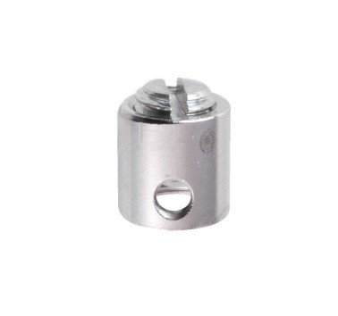 Prisionero de atornillar . L igual  7 mm agujero: 2mm