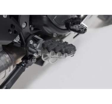 SW-Motech  Kit reposapiés EVO,KTM 1290 Super Adventure (21-).