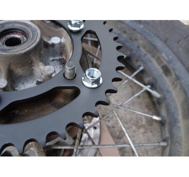 Tuerca M10 x 1.25 mm autoblocante fijación de corona