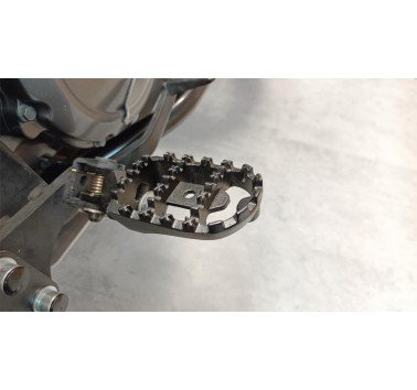 SW-Motech kit de reposapies (negros) para off-road y turismo Yamaha XT 660 R / Z Tenere