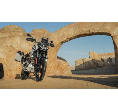 Protecciones laterales originales Aprilia Tuareg 660