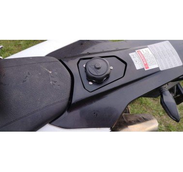 Boca de llenado de combustible alta para KTM 690 Enduro (2019-26)