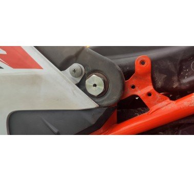 Conjunto de refuerzos para el subchasis superior (depósito) de KTM 690 / Husqvarna 701 / GasGas 700