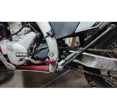 Ganchos de equipaje para AJP PR7 650 Adventure