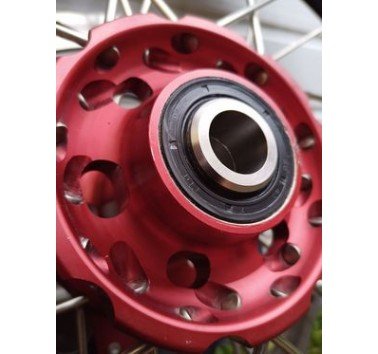 Juego de espaciadores de acero inoxidable para rueda delantera AJP PR7 650 (2019-26)