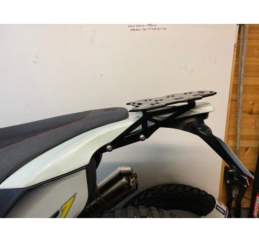 Portaequipajes 3DMoto negro para AJP PR7 650 Adventure