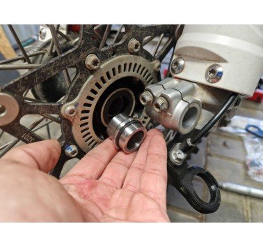 Juego de espaciadores para rueda delantera Kove 450 Rally