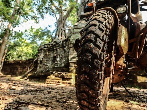 Pneus de moto trilha